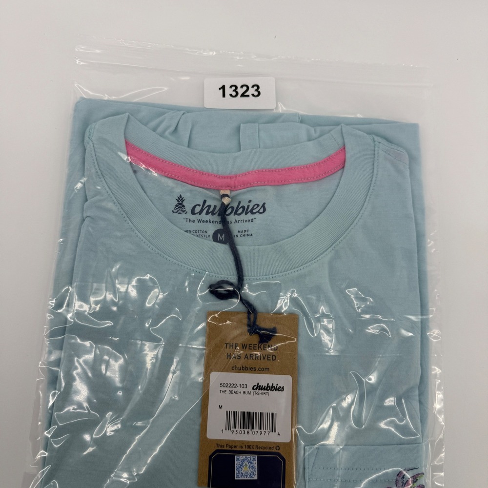 Chubbies Mens The Beach Bum Blue Pocket T-Shirt Alligator Surf Graphic Medium - Picture 8 of 8